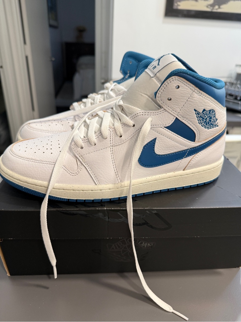 Air Jordan 1 Mid SE White/Industrial Blue Sail Sneakers Brand New In Box!